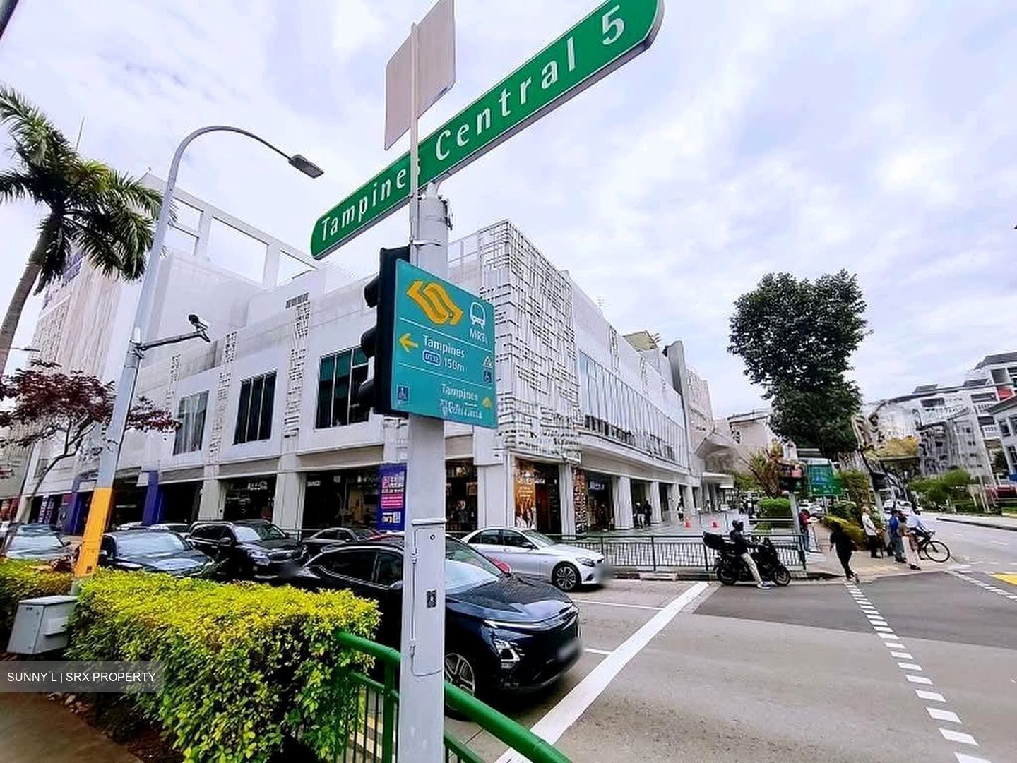 Tampines Central 1 (D18), Retail #575631201